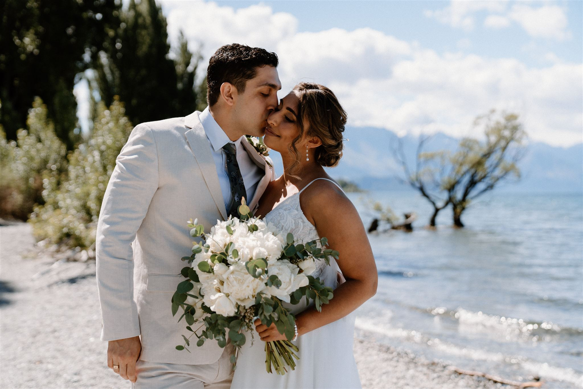 D&S enjoying their small Wanaka wedding at Edgewater lake Wanaka